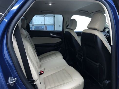 Used 2021 Ford Edge SEL w/ Convenience Package image 22