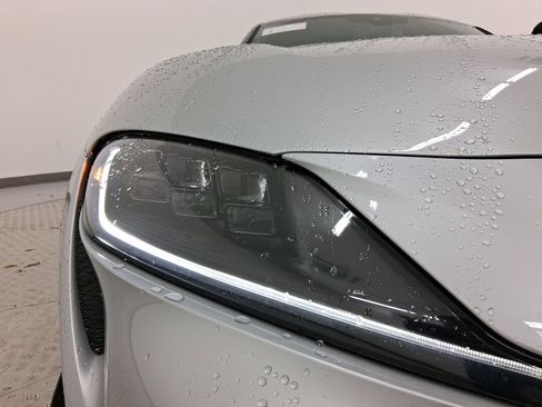 Used 2022 Toyota Supra Premium w/ Driver Assist Package image 12