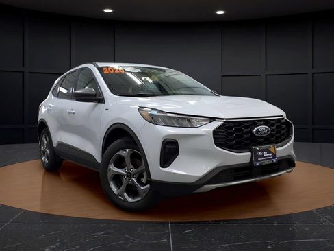 Certified 2026 Ford Escape ST-Line AWD/4WD image 1