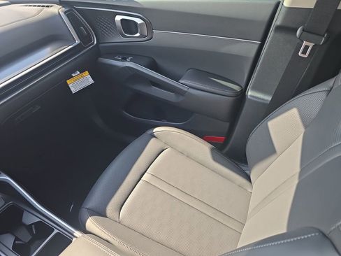 New 2026 Kia Sorento S w/ S Panoramic Sunroof Package FWD image 15