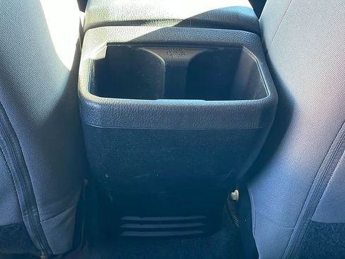 Used 2016 Toyota Tacoma SR5 image 18