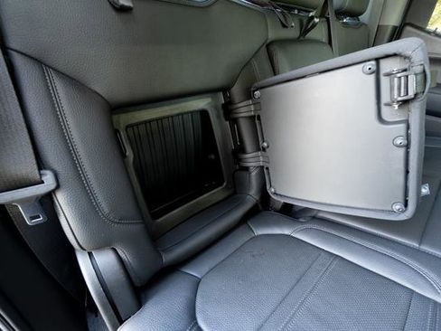 Used 2021 GMC Sierra 1500 Denali w/ Denali Premium Package image 37