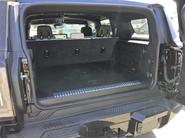 Used 2024 GMC Hummer EV 2X w/ LPO, Sport Package AWD/4WD image 2