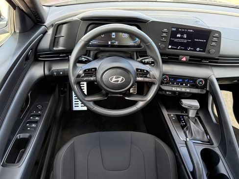 Used 2026 Hyundai Elantra Sport FWD image 23