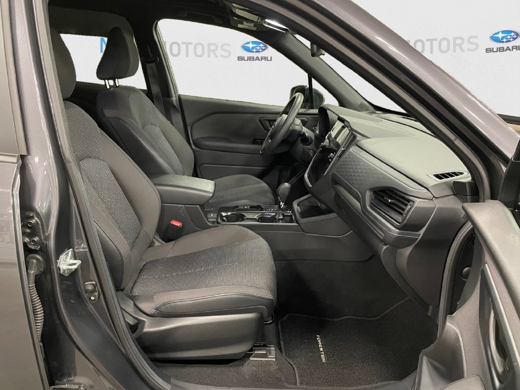 Used 2026 Subaru Forester Premium AWD/4WD image 15