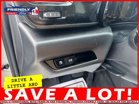 Used 2022 Lexus NX 250 FWD w/ Towing Package (2000 Lbs) image 17