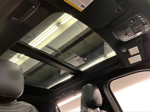 Used 2023 Lincoln Navigator L Reserve w/ Equipment Group 201A image 16