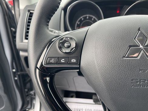 Used 2025 Mitsubishi Outlander Sport AWD image 15