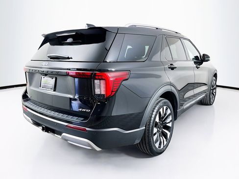 Used 2025 Ford Explorer Platinum w/ LUX Leather Package image 9