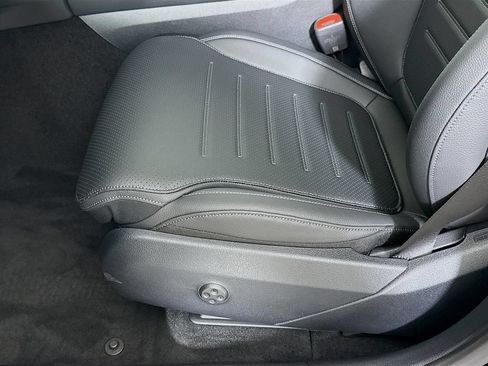 New 2026 Mercedes-Benz GLC 300 4MATIC image 18