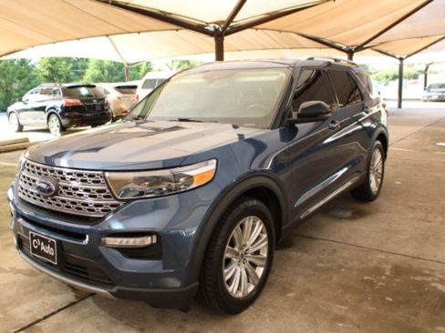 Used 2020 Ford Explorer Limited image 3