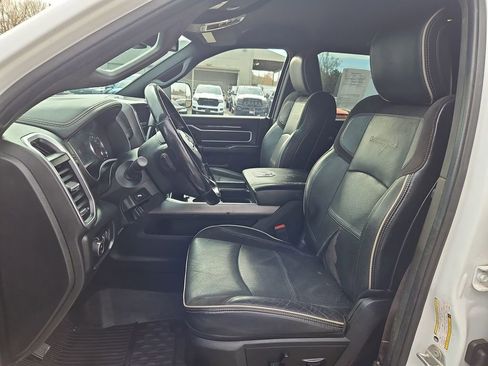 Used 2020 RAM 2500 Laramie w/ Night Edition image 12