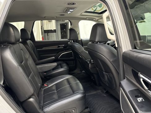 Used 2022 Kia Telluride EX w/ EX Premium Package image 34