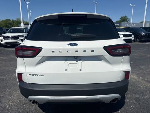 Used 2023 Ford Escape Active FWD image 8