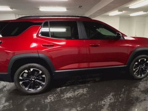 Certified 2026 Chevrolet Equinox RS w/ Convenience Package III AWD/4WD image 9