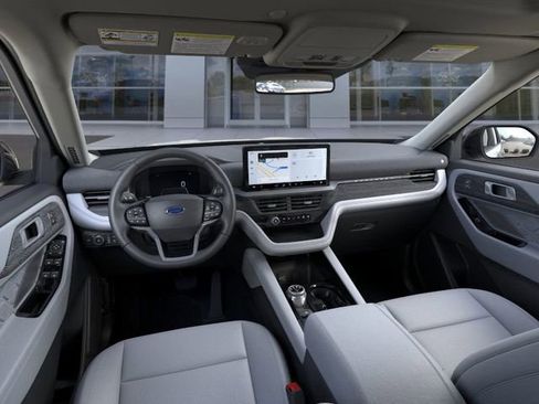 New 2026 Ford Explorer Platinum w/ LUX Leather Package image 9