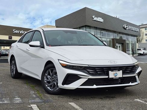 New 2026 Hyundai Elantra Blue image 1