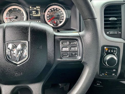 Used 2018 RAM 1500 Express w/ Black Ram 1500 Express Group AWD/4WD image 13