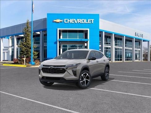 New 2026 Chevrolet Trax RS w/ Driver Confidence Package FWD image 8