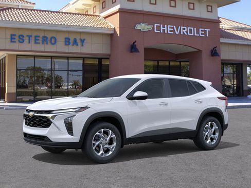 New 2026 Chevrolet Trax LS w/ LS Convenience Package image 26