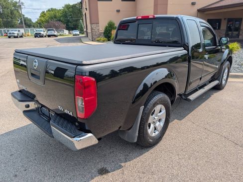 Used 2012 Nissan Frontier SV AWD/4WD image 9