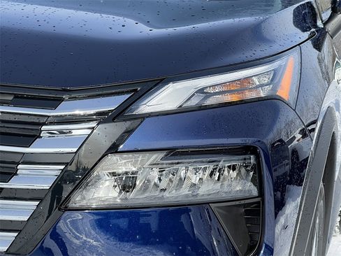 New 2026 Nissan Rogue SV image 34