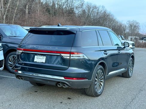 Used 2023 Lincoln Aviator Reserve w/ Equipment Group 201A image 6