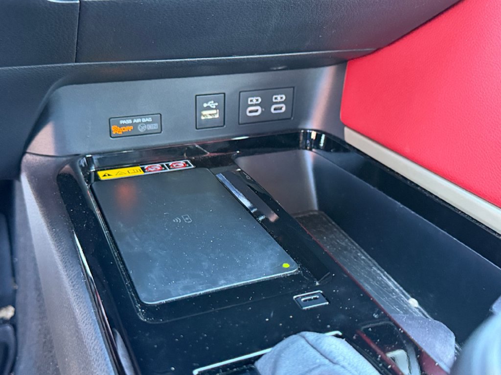 Used 2026 Toyota Camry XSE w/ Premium Plus Package FWD image 23
