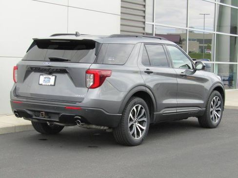 Certified 2022 Ford Explorer ST-Line w/ Class IV Trailer Tow Package AWD/4WD image 8