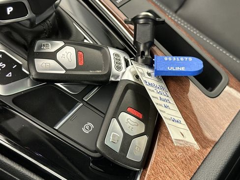 Used 2023 Audi A4 2.0T Premium w/ Convenience Package image 22