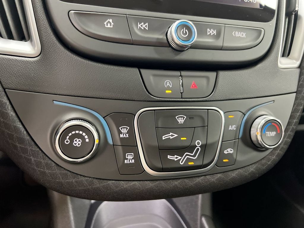 Used 2024 Chevrolet Malibu RS FWD image 15