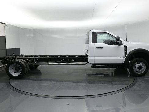 New 2025 Ford F550 XL w/ XL Chrome Package image 8