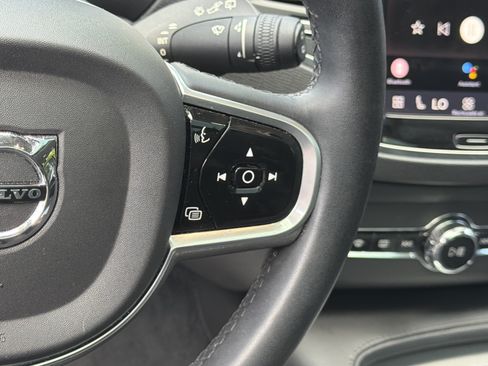 Certified 2023 Volvo XC90 B5 Core AWD/4WD image 20