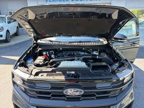 Certified 2025 Ford Expedition Active RWD image 25