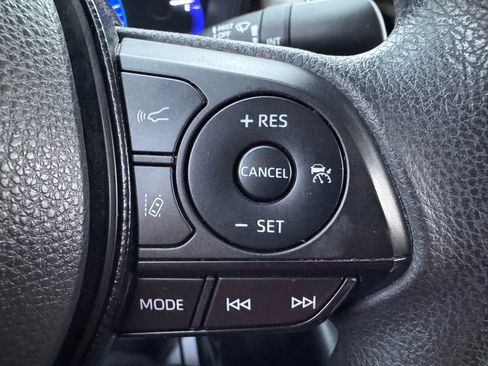 Used 2020 Toyota Corolla LE image 31