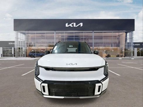 New 2026 Kia EV9 GT-Line image 3