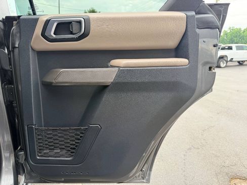 Used 2023 Ford Bronco Wildtrak AWD/4WD image 36