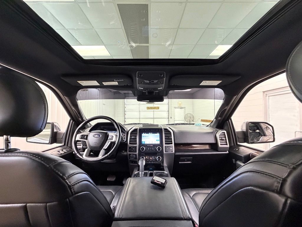 Used 2017 Ford F150 Platinum w/ Equipment Group 701A Luxury AWD/4WD image 28