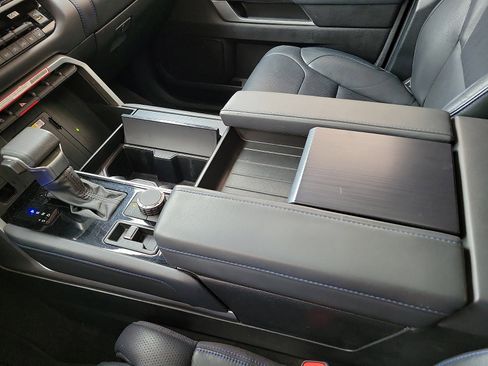 Used 2023 Toyota Tundra Platinum image 20