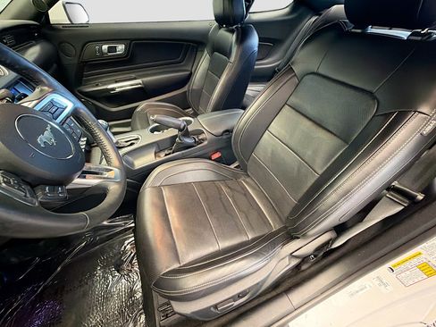 Used 2020 Ford Mustang GT Premium RWD image 11