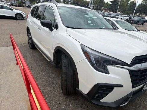 Used 2024 Subaru Ascent Touring AWD/4WD image 5