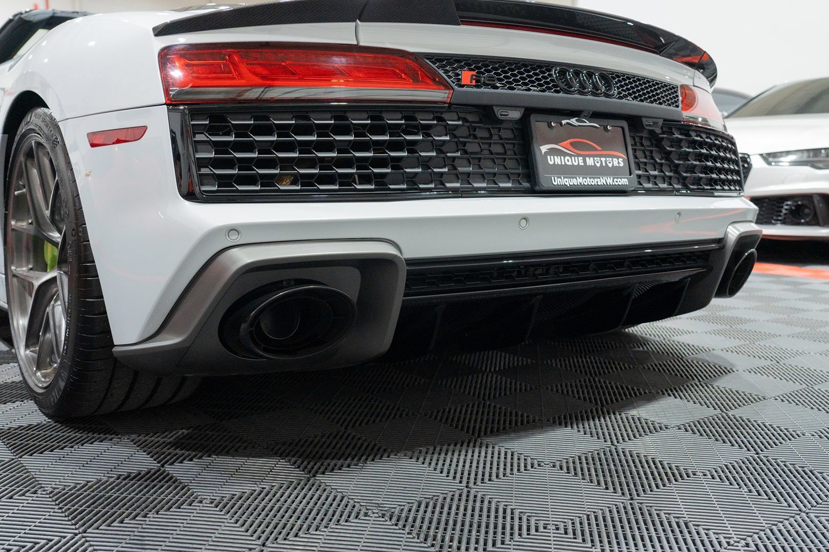 Used 2020 Audi R8 V10 performance AWD/4WD image 10