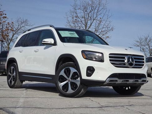 New 2026 Mercedes-Benz GLB 250 4MATIC image 2