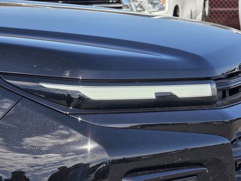 New 2025 Chevrolet Traverse LT w/ Enhanced Driving Package image 11