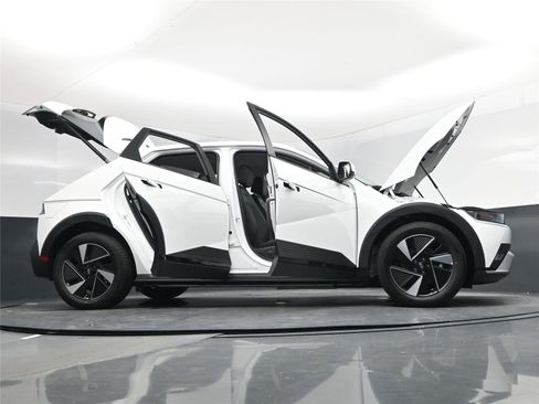 New 2026 Hyundai Ioniq 5 SEL image 21