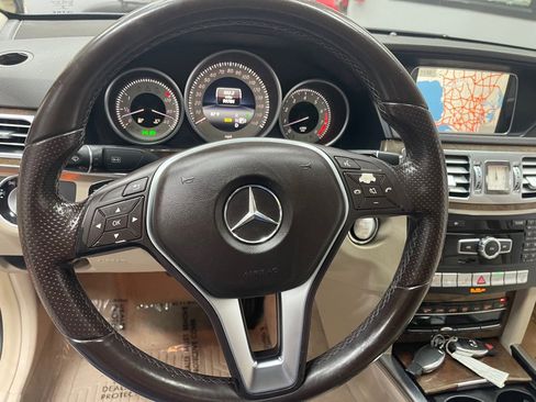 Used 2014 Mercedes-Benz E 350 Sport image 32