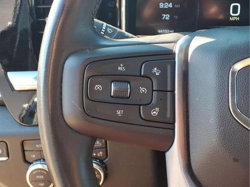 Used 2025 GMC Sierra 1500 SLT AWD/4WD image 17