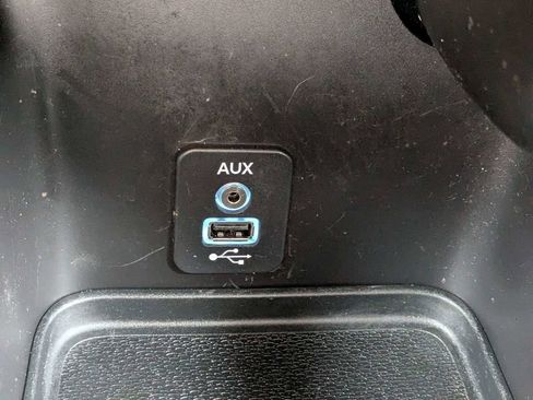Used 2019 Dodge Journey Crossroad FWD image 20
