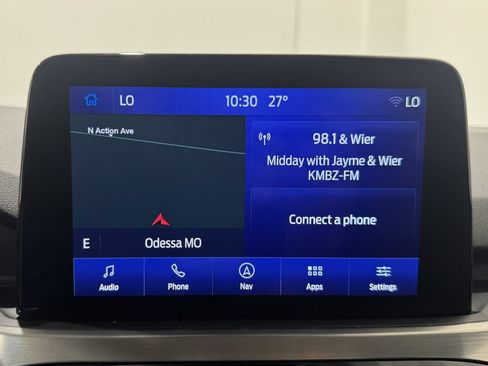 Used 2022 Ford Escape Titanium AWD/4WD image 3