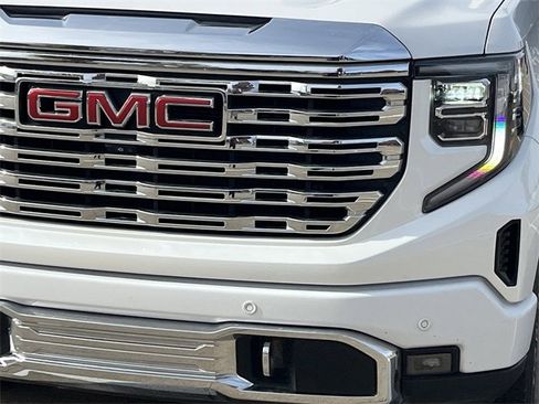 Used 2023 GMC Sierra 1500 Denali image 9